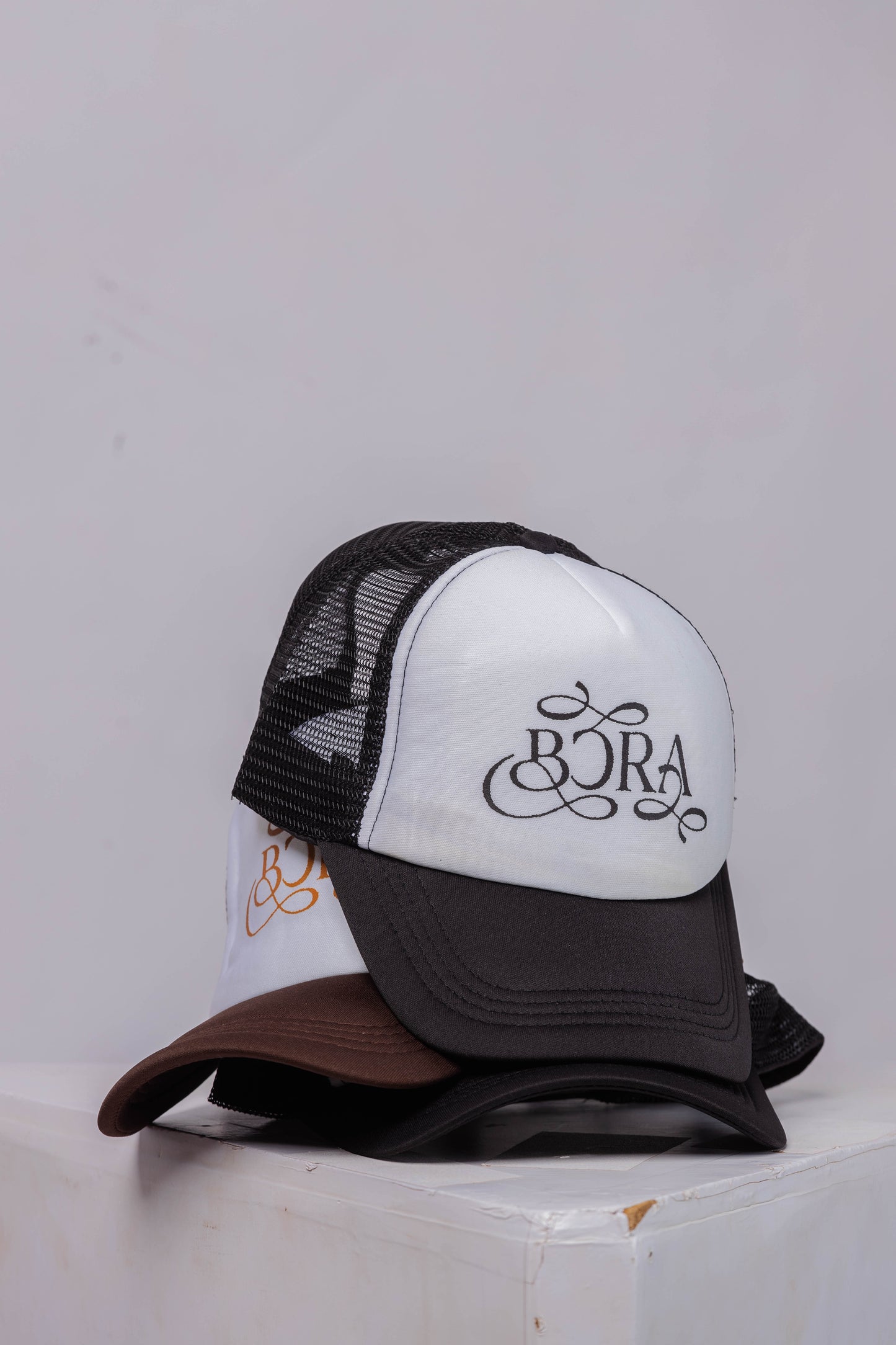 BORA TRUCKER CAP - BROWN
